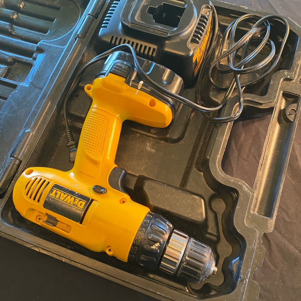 DEWALT Yellow Cordless Drill - Compact Power Driver